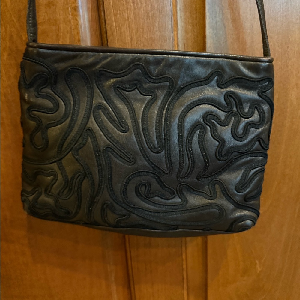 Sharif shoulder purse with adjustable strap